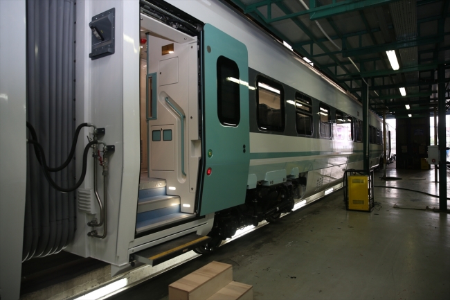 Milli elektrikli tren raya iniyor: Testler 30 Ağustos'ta başlayacak